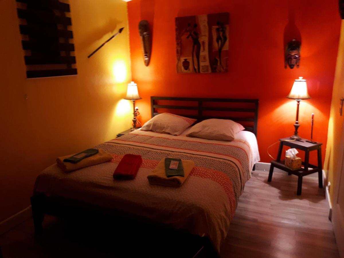 Chez Patricia & Denis Bed & Breakfast Flassans-sur-Issole ภายนอก รูปภาพ